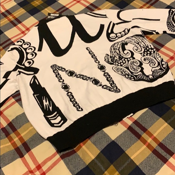Moschino Sweater - Picture 6 of 6